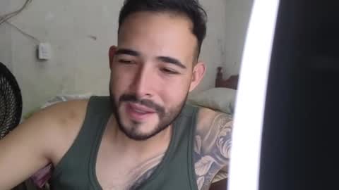 Snapshot of cris_simons chatting on 03/06/25, 12:00 cris_simons online show from 03/06/25, 12:00