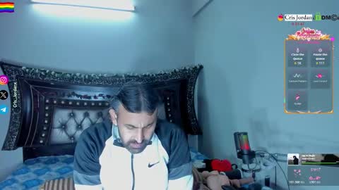 Snapshot of crisjordan_hot chatting on 01/13/26, 04:01 Cris Jordan Private Always Open online show from 01/13/26, 04:01