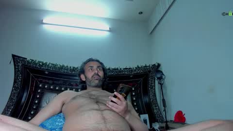 Snapshot of crisjordan_hot chatting on 02/19/26, 06:04 Cris Jordan Private Always Open online show from 02/19/26, 06:04