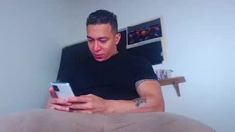 Cristopher online show from 10/05/25, 12:53