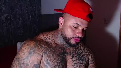 Snapshot of criss_zander202 chatting on 01/30/25, 08:21 criss zander online show from 01/30/25, 08:21