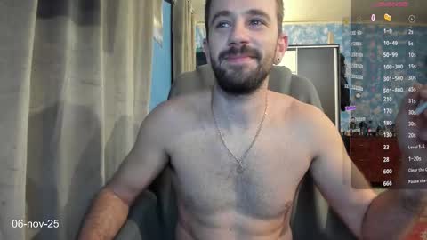 Snapshot of crissstud chatting on 11/06/25, 05:08 Criss online show from 11/06/25, 05:08