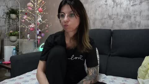 crissy_love online show from 01/02/25, 11:27