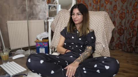 crissy_love online show from 01/25/25, 01:10