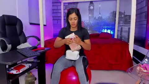 Cristal online show from 06/30/26, 10:38