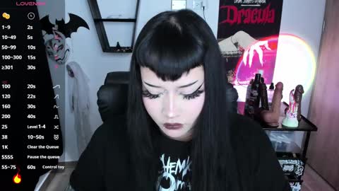 Snapshot of cristal_kosh chatting on 09/24/25, 01:58 Cris online show from 09/24/25, 01:58