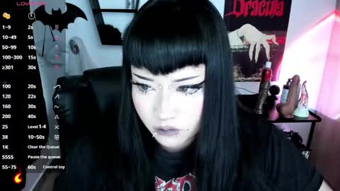 Snapshot of cristal_kosh chatting on 02/25/26, 08:51 Cris online show from 02/25/26, 08:51