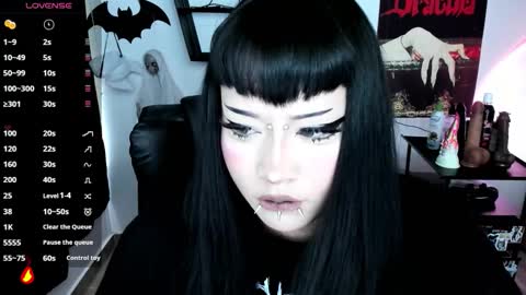 Snapshot of cristal_kosh chatting on 03/04/26, 09:21 Cris online show from 03/04/26, 09:21