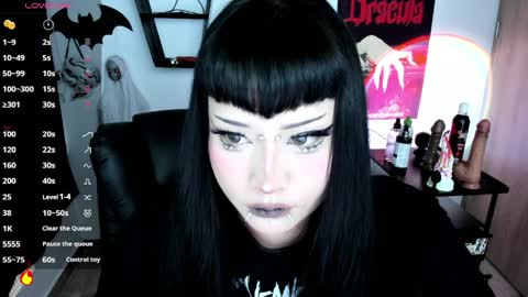 Snapshot of cristal_kosh chatting on 03/30/26, 09:05 Cris online show from 03/30/26, 09:05