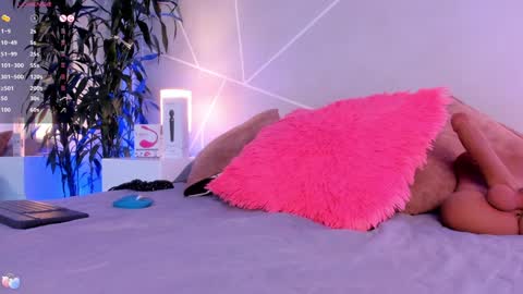 Snapshot of cristal_princess_ chatting on 01/09/25, 06:59 Cristal online show from 01/09/25, 06:59