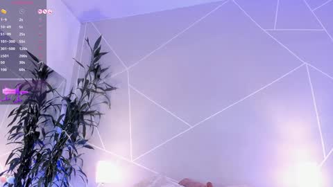 Snapshot of cristal_princess_ chatting on 01/19/25, 07:46 Cristal online show from 01/19/25, 07:46