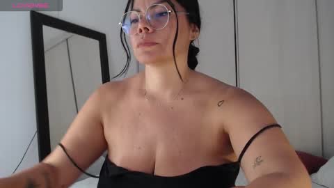 Cristal  online show from 09/17/25, 04:19