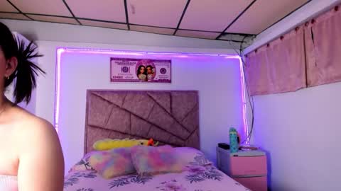 Snapshot of cristal_smith20 chatting on 02/17/26, 01:57 cristal_smith20 online show from 02/17/26, 01:57