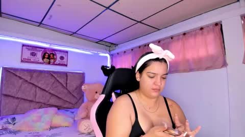 Snapshot of cristal_smith20 chatting on 03/15/26, 12:11 cristal_smith20 online show from 03/15/26, 12:11