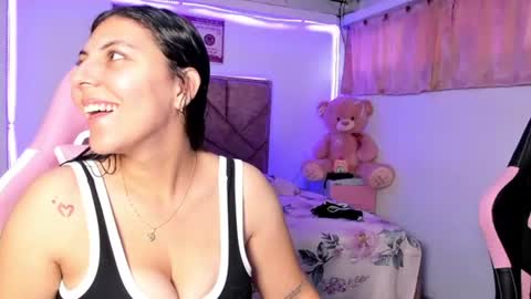 Snapshot of cristal_smith20 chatting on 07/06/26, 12:46 cristal_smith20 online show from 07/06/26, 12:46