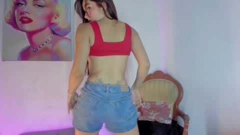 Snapshot of cristal_t2 chatting on 01/31/26, 07:11 cristal_t2 online show from 01/31/26, 07:11