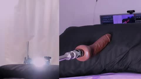 Snapshot of cristal_thompson_ chatting on 02/13/25, 12:57 cristal_thompson_ online show from 02/13/25, 12:57