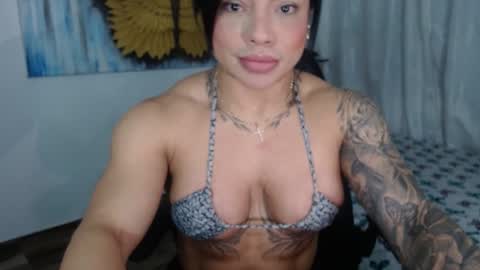 Natalie                      online show from 09/28/25, 11:43