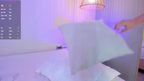 cristalfoxy_ online show from 11/26/25, 08:21