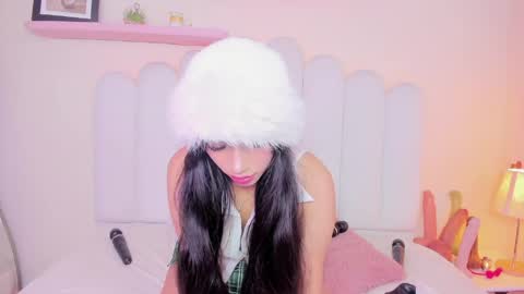 Snapshot of cristalhorny_69 chatting on 04/01/26, 09:21 Cristal online show from 04/01/26, 09:21