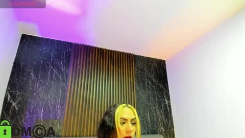 Snapshot of cristallsweett chatting on 05/02/26, 07:41 cristal acosta online show from 05/02/26, 07:41