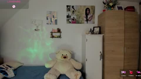 veronika online show from 06/19/26, 03:55