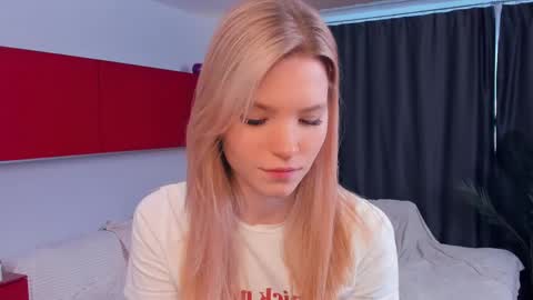 Cristas online show from 04/25/26, 07:22