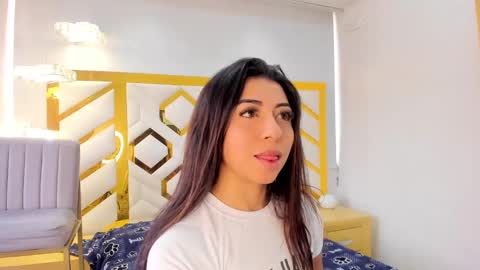 Snapshot of cristel_natt chatting on 01/14/25, 12:24 Independent Model online show from 01/14/25, 12:24