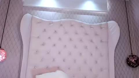 Snapshot of cristel_natt chatting on 02/25/25, 05:47 Independent Model online show from 02/25/25, 05:47