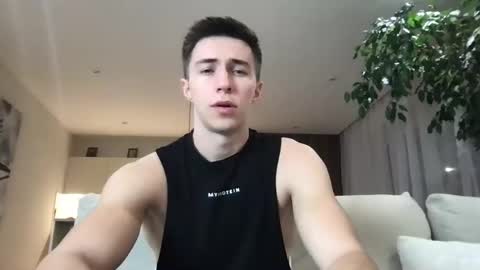 Snapshot of cristianovilla chatting on 01/31/25, 07:18 CristianoHailey online show from 01/31/25, 07:18