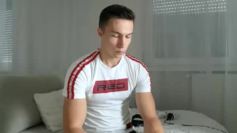 Snapshot of cristianovilla chatting on 09/17/25, 10:39 CristianoHailey online show from 09/17/25, 10:39