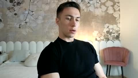 CristianoHailey online show from 05/01/26, 06:56