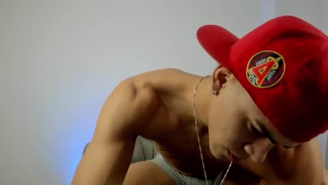 Snapshot of cristiianmartinez chatting on 09/18/25, 08:05 Cristian online show from 09/18/25, 08:05