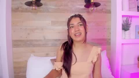 C R I S T I N online show from 06/11/26, 02:53