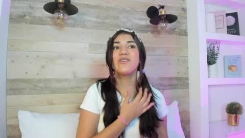 C R I S T I N online show from 06/12/26, 03:16