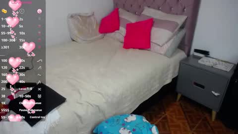 cristina online show from 02/12/25, 01:48