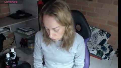 cristina online show from 06/19/26, 02:54