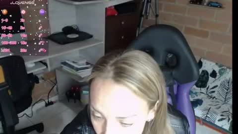 cristina online show from 06/25/26, 02:54