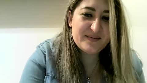 Snapshot of cristina20021991 chatting on 01/01/25, 08:56 cristina20021991 online show from 01/01/25, 08:56