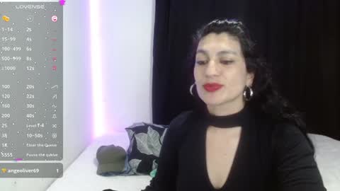 Snapshot of cristina_connor chatting on 12/29/24, 10:57 Cristina online show from 12/29/24, 10:57