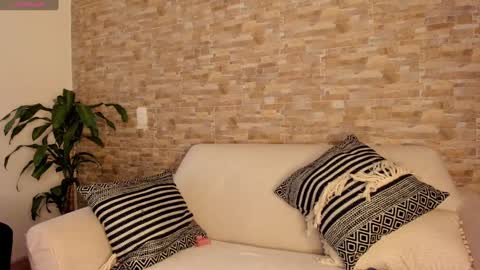 soycriss online show from 12/23/24, 10:44