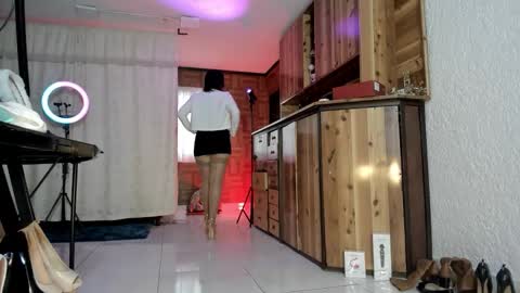 Julieta online show from 09/16/25, 12:50