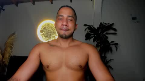 Snapshot of cristobal12cock chatting on 02/13/26, 02:18 Cristian online show from 02/13/26, 02:18