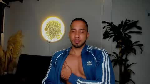 Snapshot of cristobal12cock chatting on 02/14/26, 04:31 Cristian online show from 02/14/26, 04:31