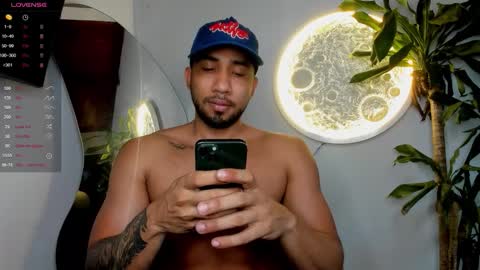 Snapshot of cristobal12cock chatting on 02/22/26, 05:22 Cristian online show from 02/22/26, 05:22