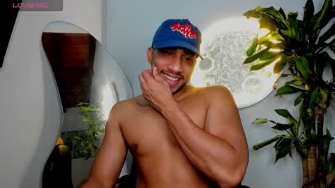 Snapshot of cristobal12cock chatting on 03/13/26, 04:19 Cristian online show from 03/13/26, 04:19