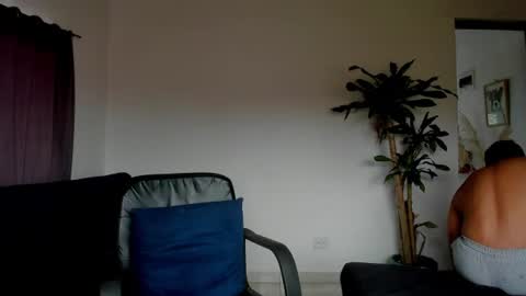 Snapshot of cristobal12cock chatting on 06/26/26, 03:27 Cristian online show from 06/26/26, 03:27