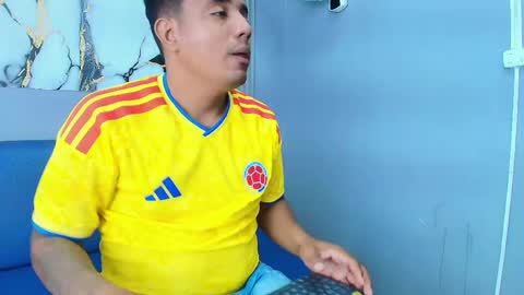 Snapshot of cristopher_collins2 chatting on 05/06/26, 03:57 cristopher_collins2 online show from 05/06/26, 03:57