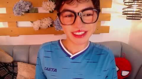 Cristopher  online show from 05/01/26, 09:08