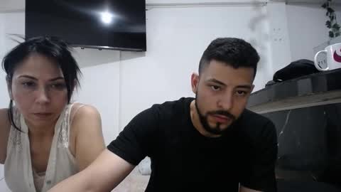 crisyoha4020 online show from 10/08/25, 03:04